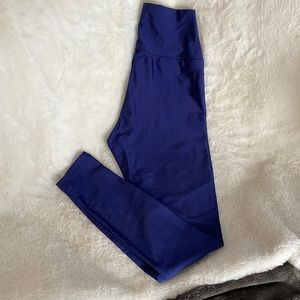 LIKE NEW American Apparel high waisted leggings - Navy - size L